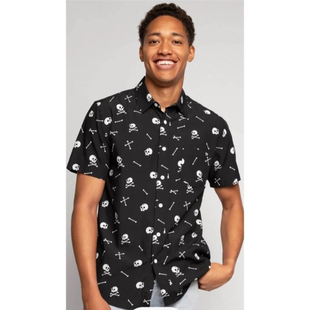 Tipsy Elves Mens Skeleton Button‎ Down S/S Shirt Medium Spooky Skull Halloween